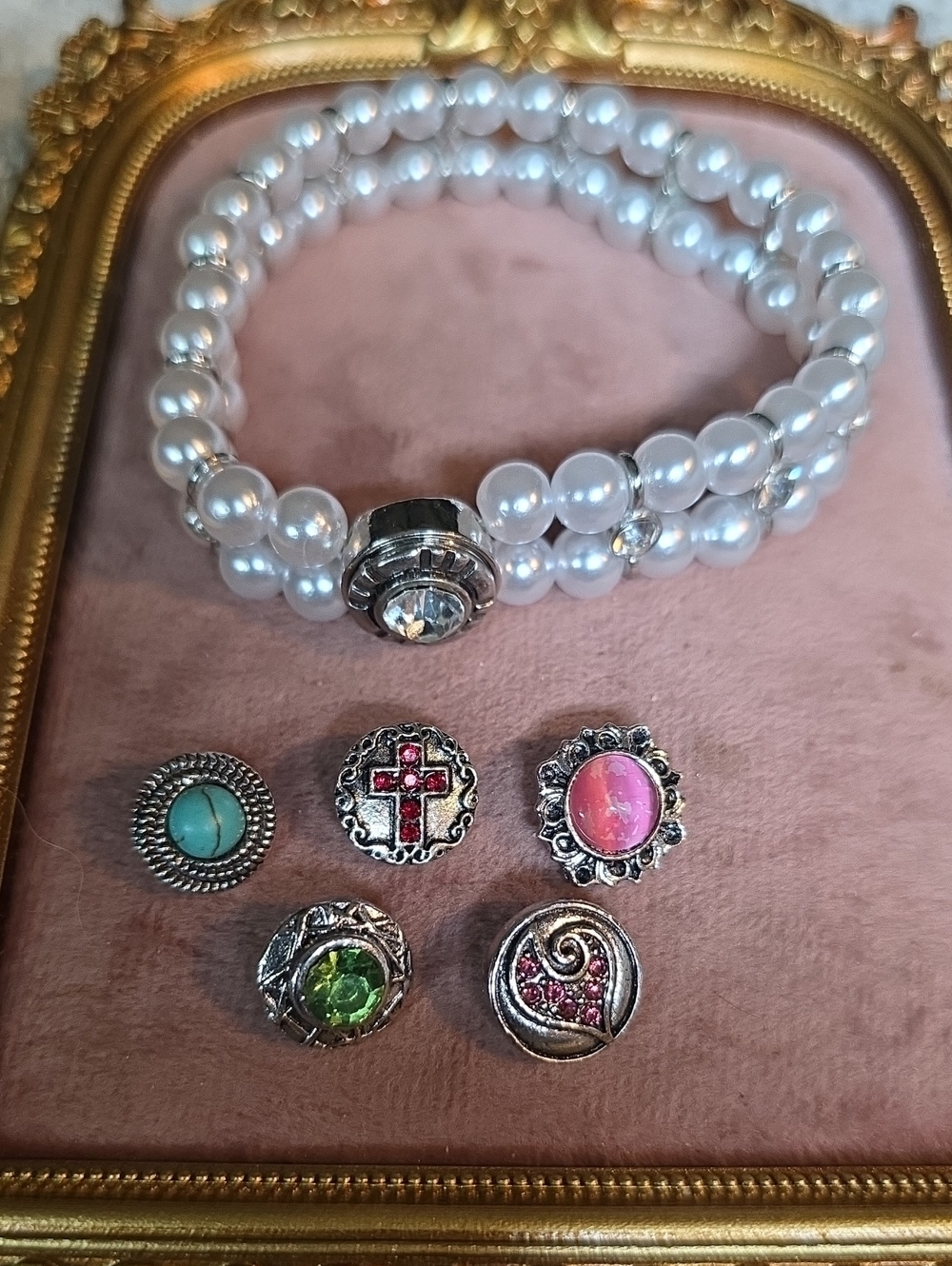 Pearl Double-Strand Stretch Bracelet with Crystal Accent And 6 Ginger Snaps